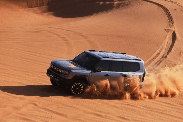 Explorar el desierto y disfrutar del confort, JETOUR G700 redefine la experiencia premium todoterreno