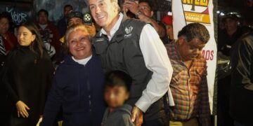 Promueve Pepe Chedraui Senderos de Paz en paraderos, centros médicos y mercados