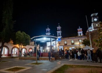 Fortalece Gobierno municipal seguridad con rehabilitación de alumbrado público