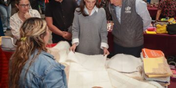 Recorren Pepe Chedraui y MariElise Budib Cumbre Iberoamericana de Artesanías que realiza en la capital