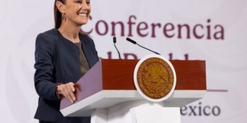 Sheinbaum descarta recorte de recursos a institutos nacionales de salud