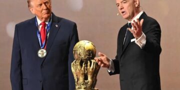 Trump recibe el primer Premio de la Paz de la FIFA