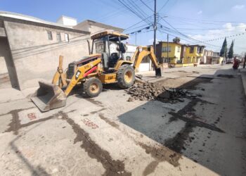 Continúa recuperación de calles en Toluca con trabajos de bacheo intenso, se cumple el compromiso del alcalde Ricardo Moreno