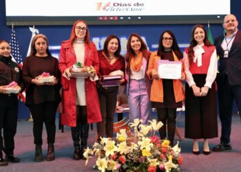 Promueve Ricardo Moreno la justicia como derecho universal y abre debate para garantizar igualdad a todas las mujeres