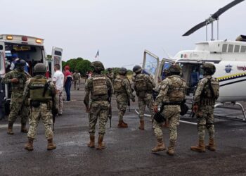 FGR investiga caso de coche bomba en Coahuayana, Michoacán