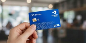 Trabajadores del HEP de Chiapas protestan tras recibir tarjetas Broxel sin fondos