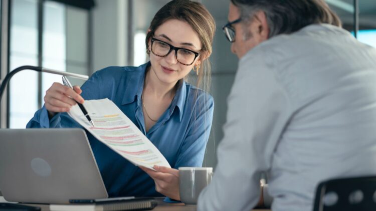 Brókers SOC: el acompañamiento financiero que convierte sueños patrimoniales en decisiones inteligentes