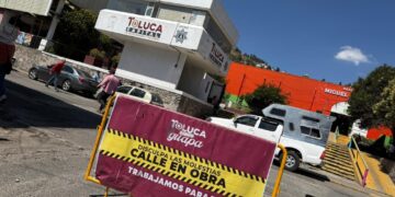 Avanza de forma rápida y eficiente el bacheo en calles de Toluca