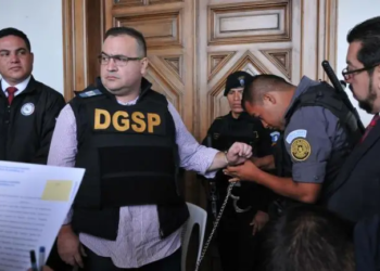 Busca FGR nueva imputación contra Javier Duarte por desvíos en salud