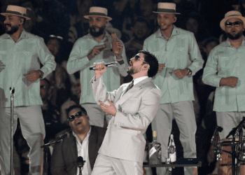 Bad Bunny sorprende en CDMX con Ana de la Reguera y Diego Boneta como invitados en su segundo show