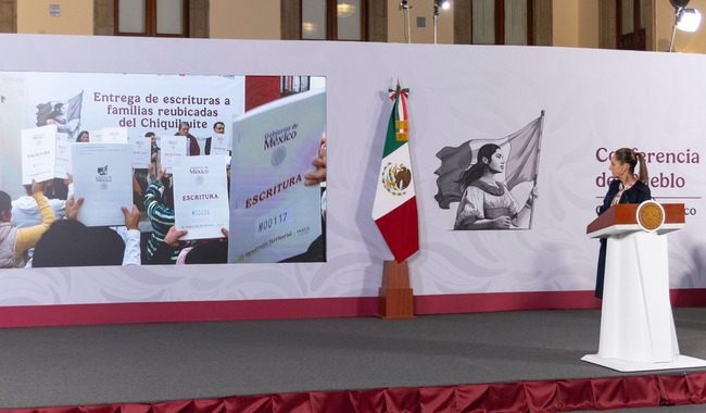 Presidenta Claudia Sheinbaum encabeza entrega de escrituras a 354 familias reubicadas del Chiquihuite
