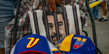 Suiza ordena bloquear posibles activos de Nicolás Maduro