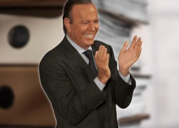 Julio Iglesias queda LIBRE de denuncia por agresión sexual tras decisión de la Fiscalía española