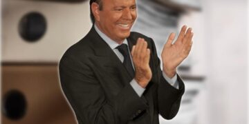 Julio Iglesias queda LIBRE de denuncia por agresión sexual tras decisión de la Fiscalía española