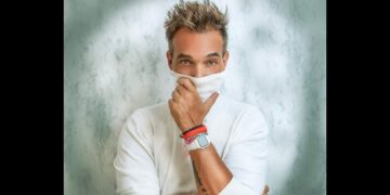 Marco Jaques de Ragazzi y Cox se encuentran en una noche íntima de pop mexicano en La Marakita