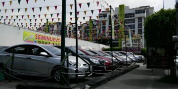 Adjudica Órgano de Administración Judicial 571 vehículos a proveedor consentido