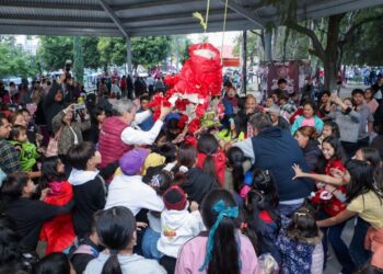 Continúa Pepe Chedraui celebrando posadas navideñas junto a familias de la capital
