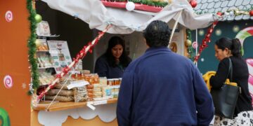 Gobierno de la Ciudad invita a visitar la Villa Artesanal Navideña 2025