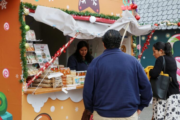 Gobierno de la Ciudad invita a visitar la Villa Artesanal Navideña 2025