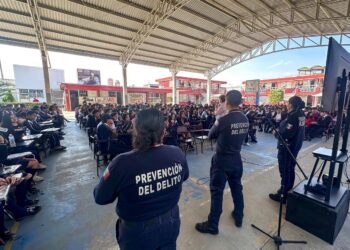 IJMP imparte pláticas de prevención a más de 400 estudiantes