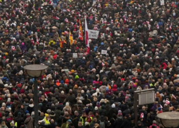 «Groenlandia no está a la venta»: miles de manifestantes toman las calles de Dinamarca en protesta contra de las amenazas de Trump