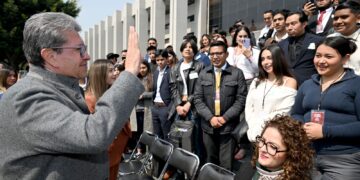 Ricardo Monreal pide a jóvenes cerrar filas con la presidenta Claudia Sheinbaum y defender la soberanía nacional