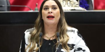 Proponen deducir el Impuesto Sobre la Renta en gastos médicos veterinarios para animales de compañía