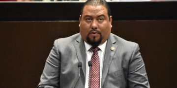 Presentan reforma para prohibir a las instituciones de crédito efectuar cobro por la emisión de estados de cuenta