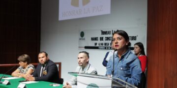 Realiza Alma Rosa de la Vega el encuentro “Honrar la paz: manos que construyen el futuro”