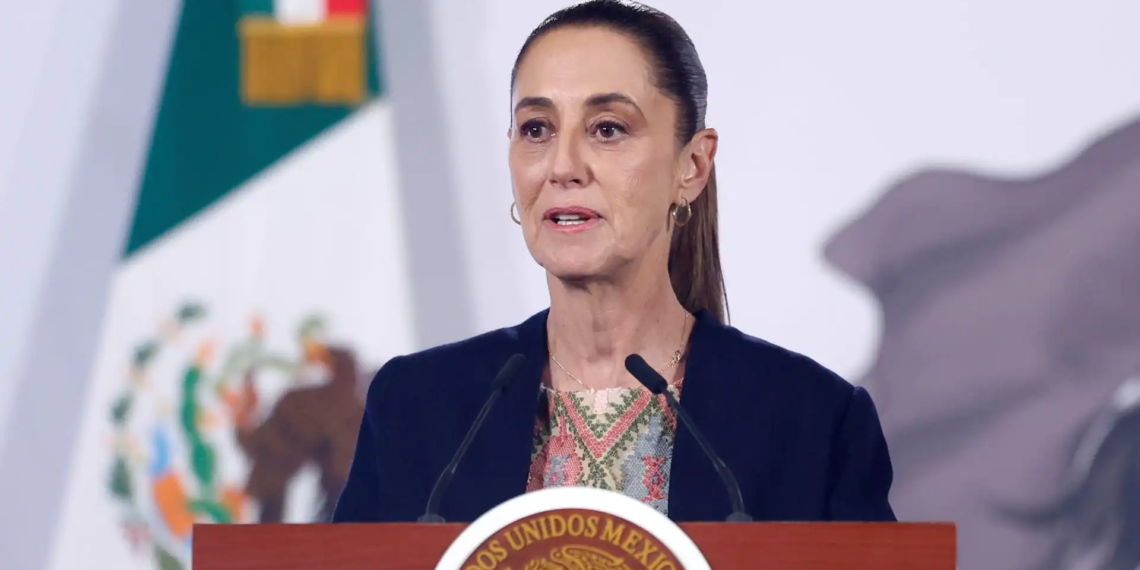 Presidenta confirmó que el exdirector de Materiales Educativos rechazó modificaciones para visibilizar a las heroínas mexicanas