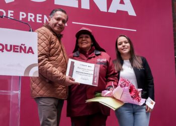 Coordinan Ricardo Moreno e INEA acciones para acabar con el analfabetismo en Toluca
