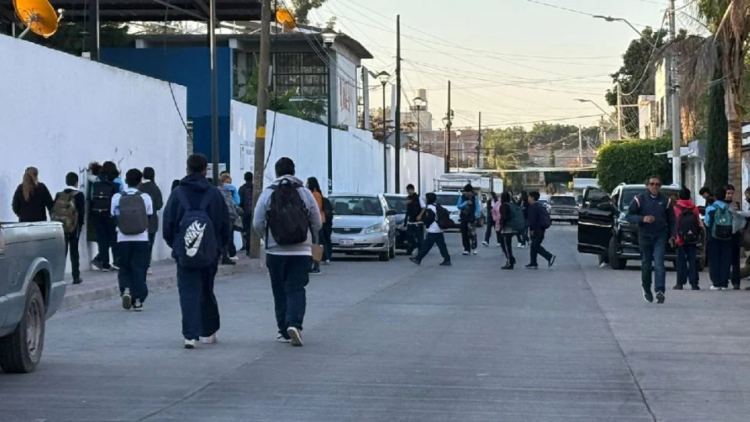 Reinician actividades comerciales y educativas sin contratiempo en Guanajuato tras violencia