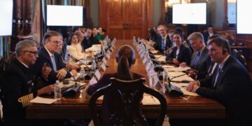 Recibe Sheinbam a ministros canadienses