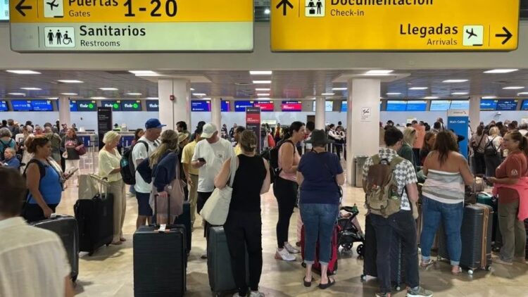 Tras dos días, reanudan vuelos internacionales en el aeropuerto de Puerto Vallarta; sólo una aerolínea mantiene suspensión