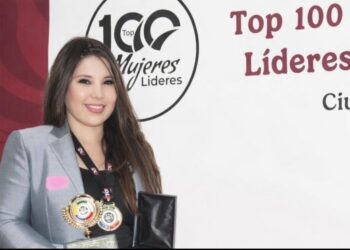 MARIE RAQUEL ACCOGLI CHÁVEZ, GALARDONADA EN EL SENADO ENTRE LAS 100 MUJERES LÍDERES LATINAS