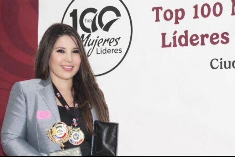 MARIE RAQUEL ACCOGLI CHÁVEZ, GALARDONADA EN EL SENADO ENTRE LAS 100 MUJERES LÍDERES LATINAS