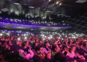 Concierto histórico en Toluca: ovación, lleno total y cientos afuera en el Juan Gabriel Sinfónico