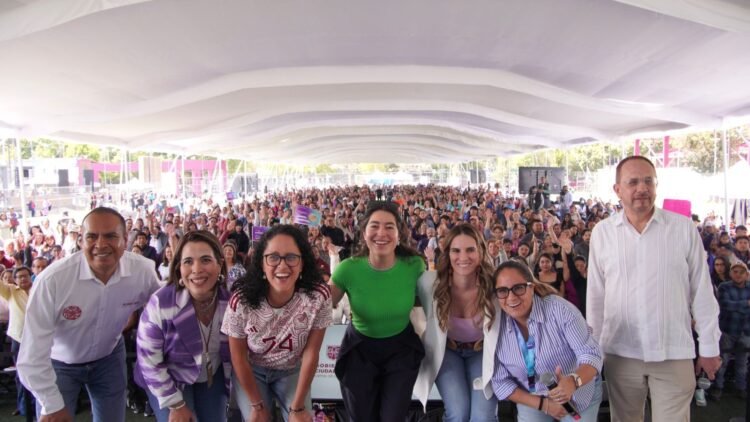 Con más de 4 mil asistentes en su megaclase con Canva, SEDECO acerca la tecnología a las mujeres emprendedoras 