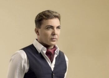 Tras sus llenos en el Auditorio Nacional, Cristian Castro confirma dos últimas funciones