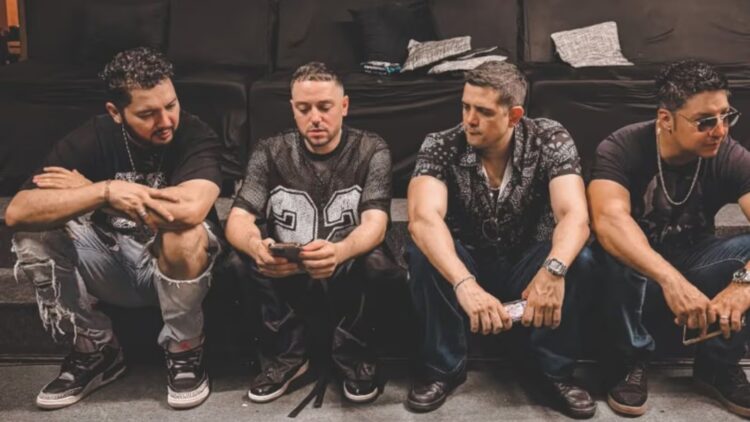 PEE WEE Y LOS KUMBIA 4EVER CONVERTIRÁN LA MARAKA EN UNA FIESTA DE NOSTALGIA Y BAILE