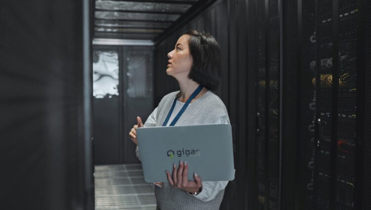 Gigas lanza Biblion: plataforma de IA generativa para proteger el conocimiento corporativo 