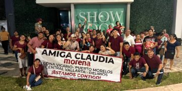 Con la Presidenta: Multitudinaria muestra de apoyo ciudadano al proyecto de transformación.