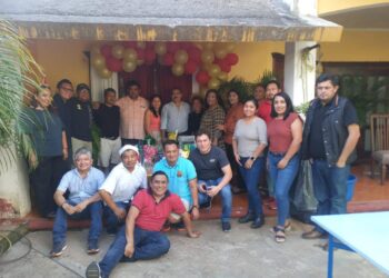 Celebra Vicente Franco el Día del Maestro con una tradicional posada para fortalecer la convivencia educativa