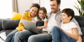 Menos redes, más felicidad: Tecmilenio explora el Reporte Mundial de la Felicidad 2026