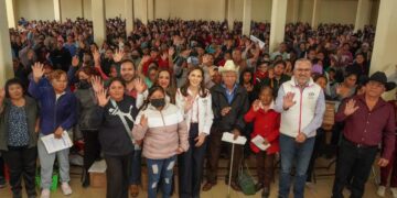 MariElise Budib brinda apoyos alimentarios a familias de San Francisco Totimehuacan