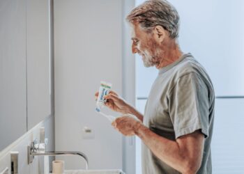 Prevenir hoy para ahorrar mañana: la salud bucal como inversión estratégica. El arte de disfrutar con estilo y sentido.