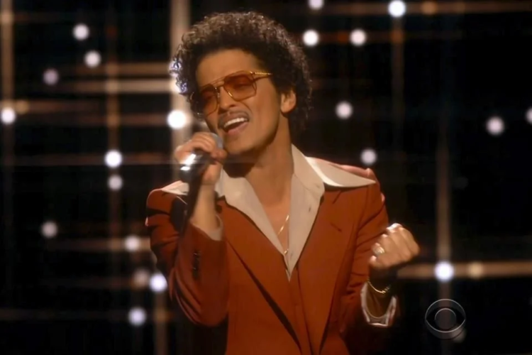 Regresa Bruno Mars a México