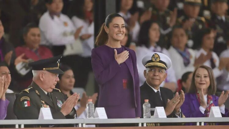 Sheinbaum conmemora el Día de la Mujer y destaca la contribución femenina en México