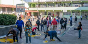 Con trabajo en equipo, Yo Pongo Guapa a Toluca renueva espacios públicos