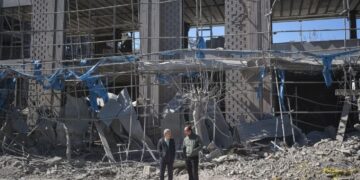 Israel ataca edificio en Irán donde se prevé la elección del sucesor del ayatolá Jamenei